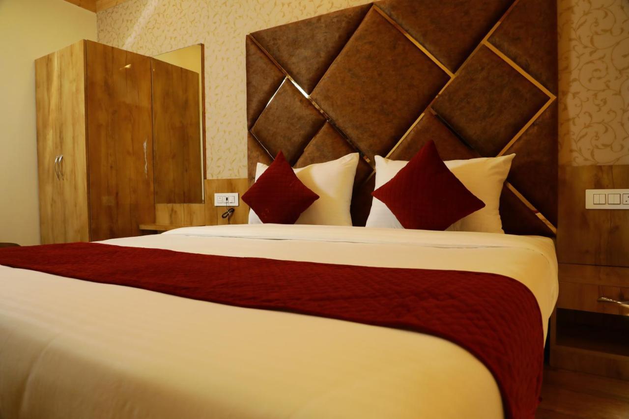 Dee Ess Residency Bed & Breakfast Shimla Exterior photo