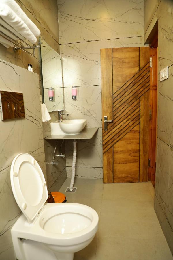 Dee Ess Residency Bed & Breakfast Shimla Exterior photo